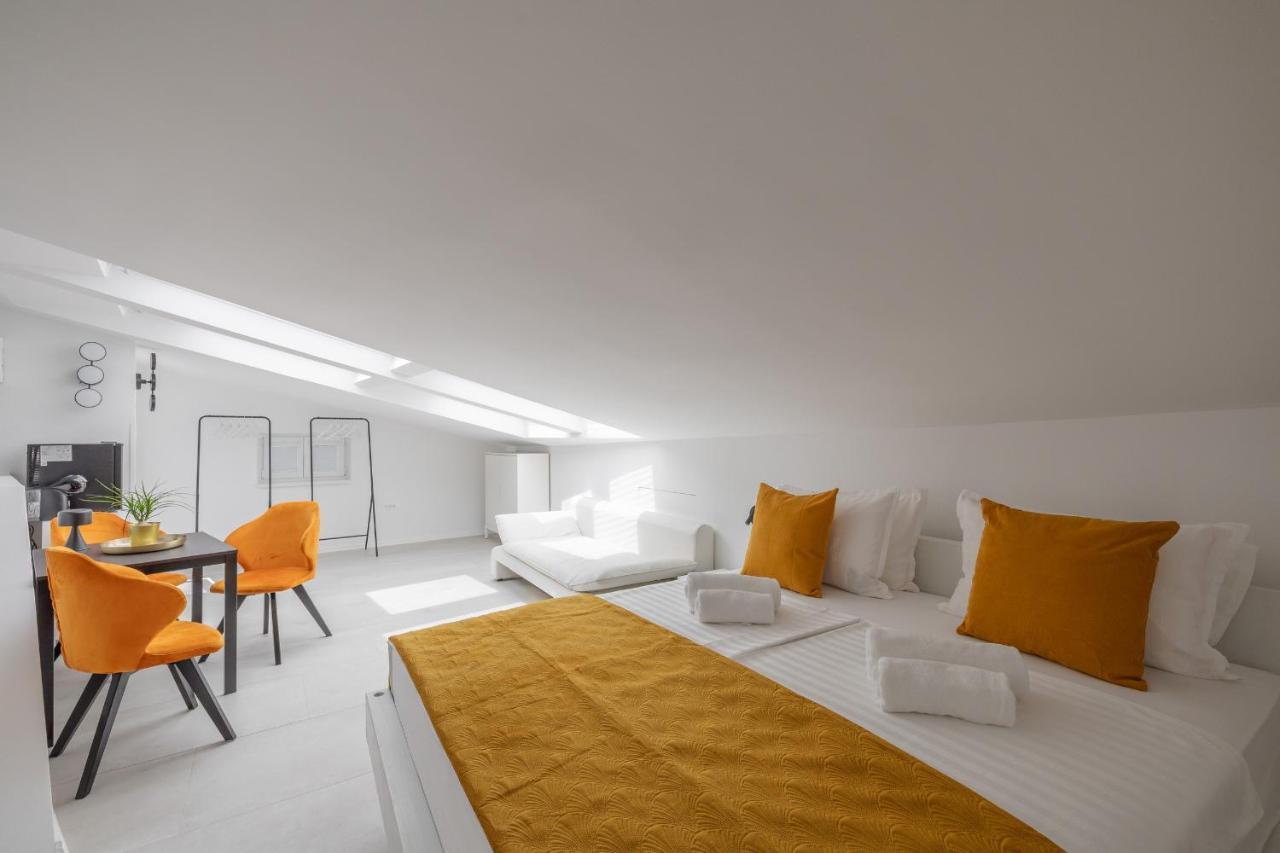 Miracolo Di Mare Golden House