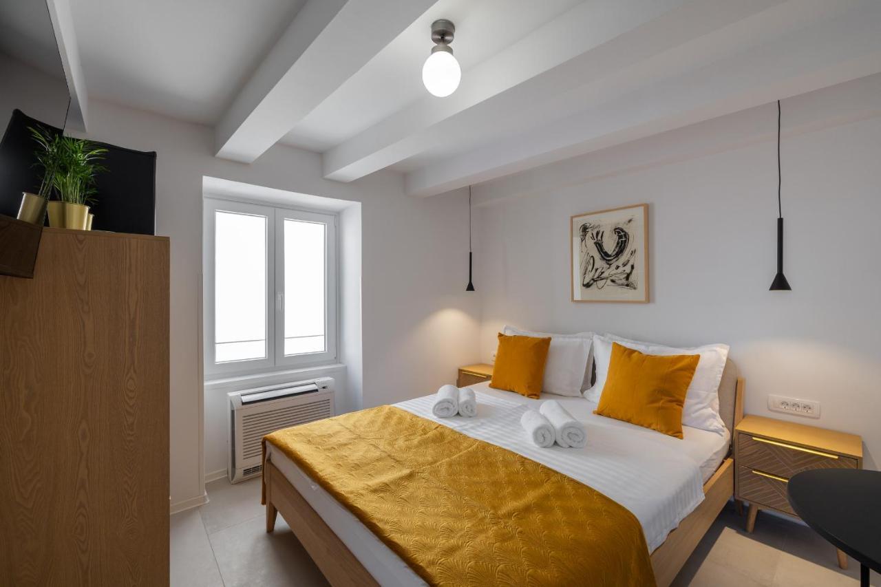 Miracolo Di Mare Golden House